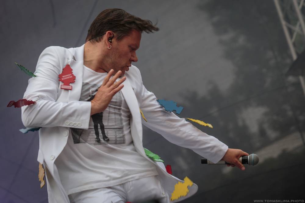 Monkey Business oslavili plnoletost ve Žlutých lázních. Tvrdili, že jsou jen boží onuce