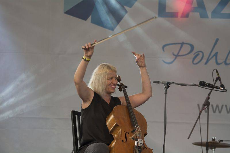 Aneta Langerová a Monkey Business zahájili lázeňskou sezónu v Třeboni