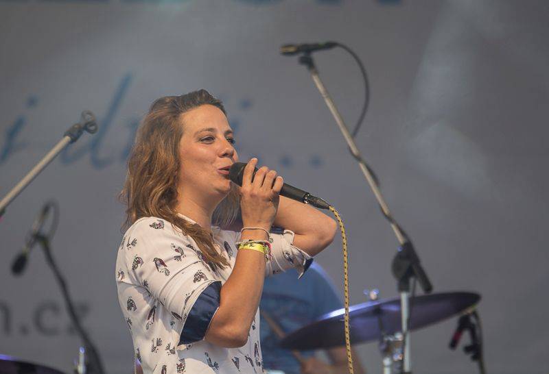 Aneta Langerová a Monkey Business zahájili lázeňskou sezónu v Třeboni