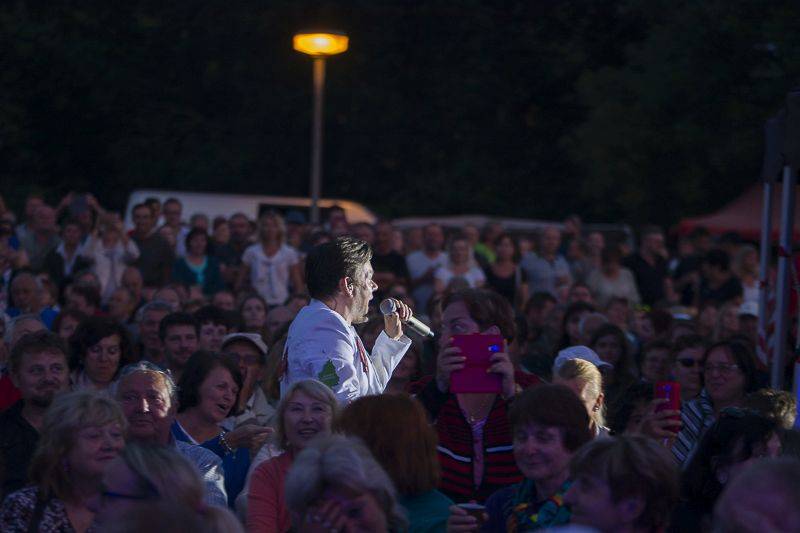 Aneta Langerová a Monkey Business zahájili lázeňskou sezónu v Třeboni