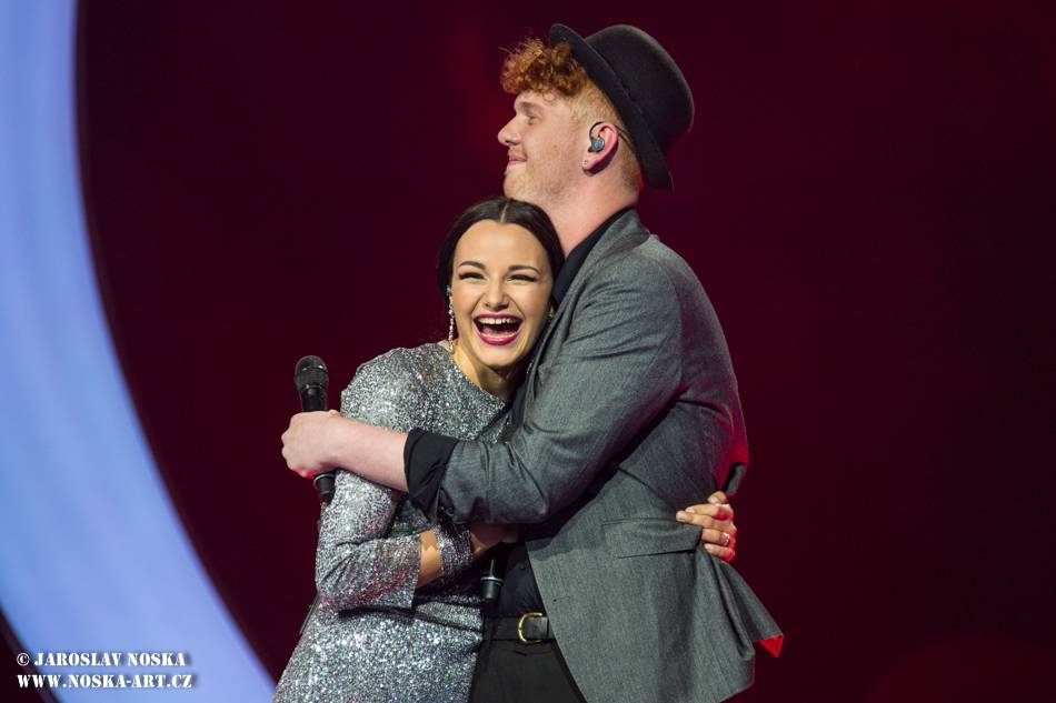 Po třetím finálovém večeru SuperStar opouští Aneta Horňáková, Petr Borkovec dostal druhou šanci