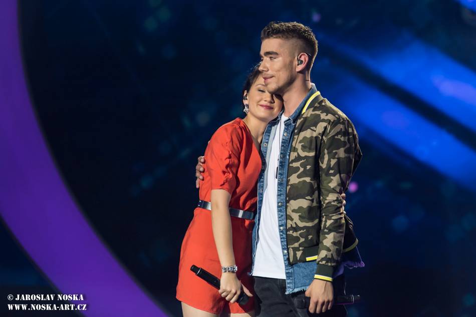 Po třetím finálovém večeru SuperStar opouští Aneta Horňáková, Petr Borkovec dostal druhou šanci