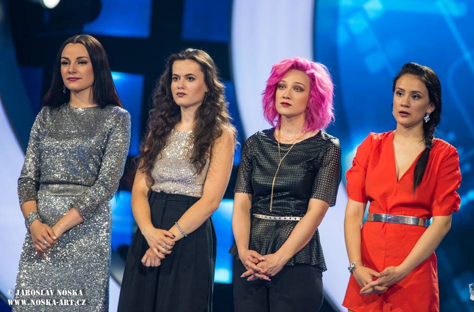 Po třetím finálovém večeru SuperStar opouští Aneta Horňáková, Petr Borkovec dostal druhou šanci