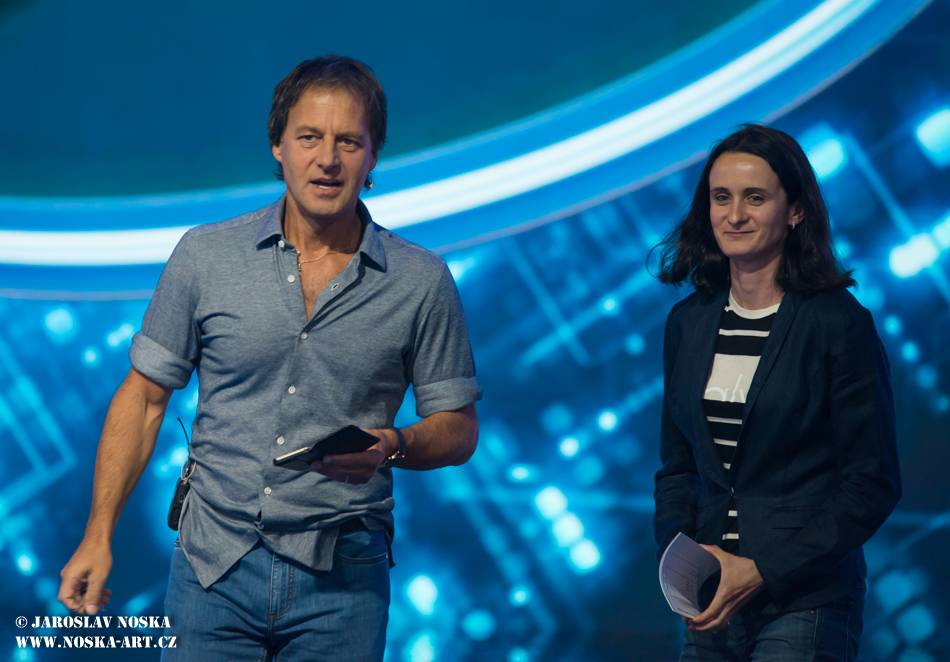 Po třetím finálovém večeru SuperStar opouští Aneta Horňáková, Petr Borkovec dostal druhou šanci