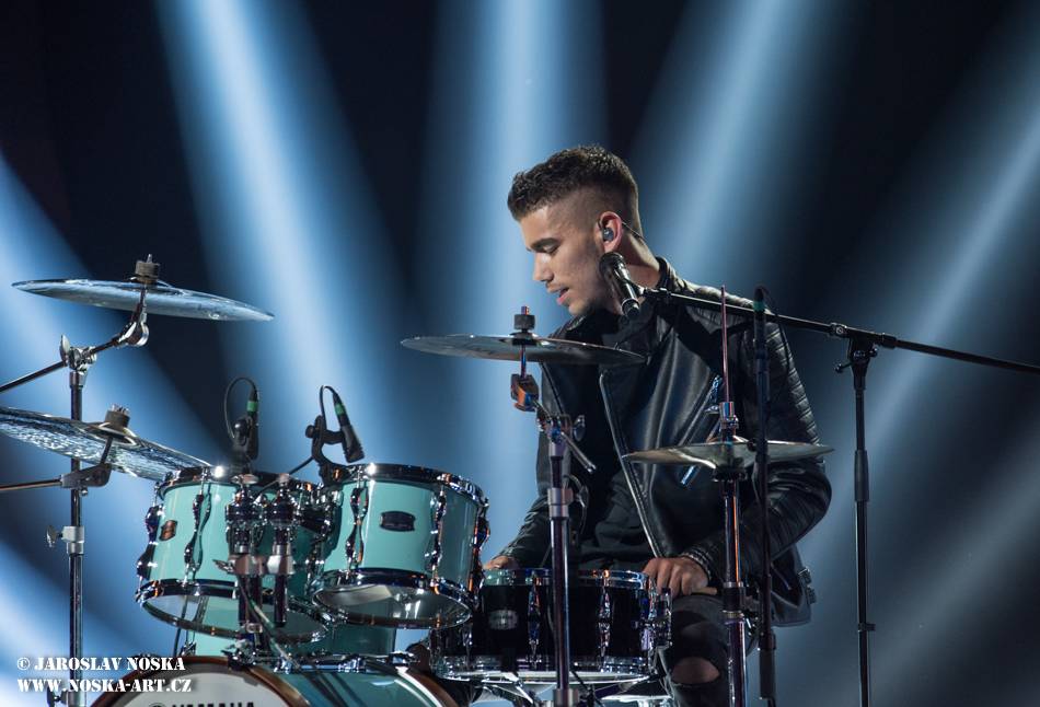 Po třetím finálovém večeru SuperStar opouští Aneta Horňáková, Petr Borkovec dostal druhou šanci