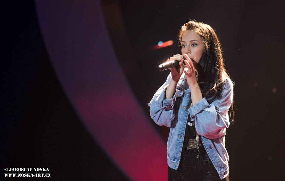 Po třetím finálovém večeru SuperStar opouští Aneta Horňáková, Petr Borkovec dostal druhou šanci