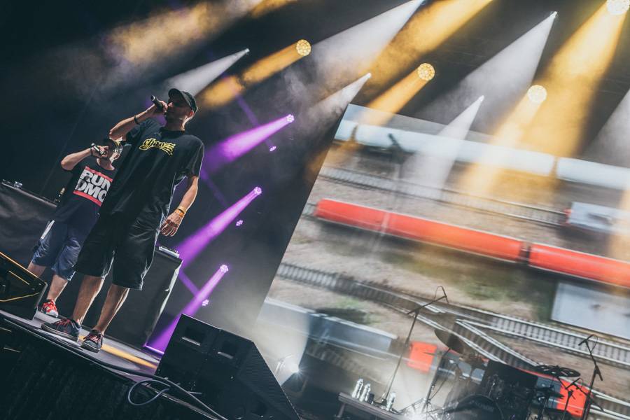 Ve Foru Karlín zavládl Chaozz