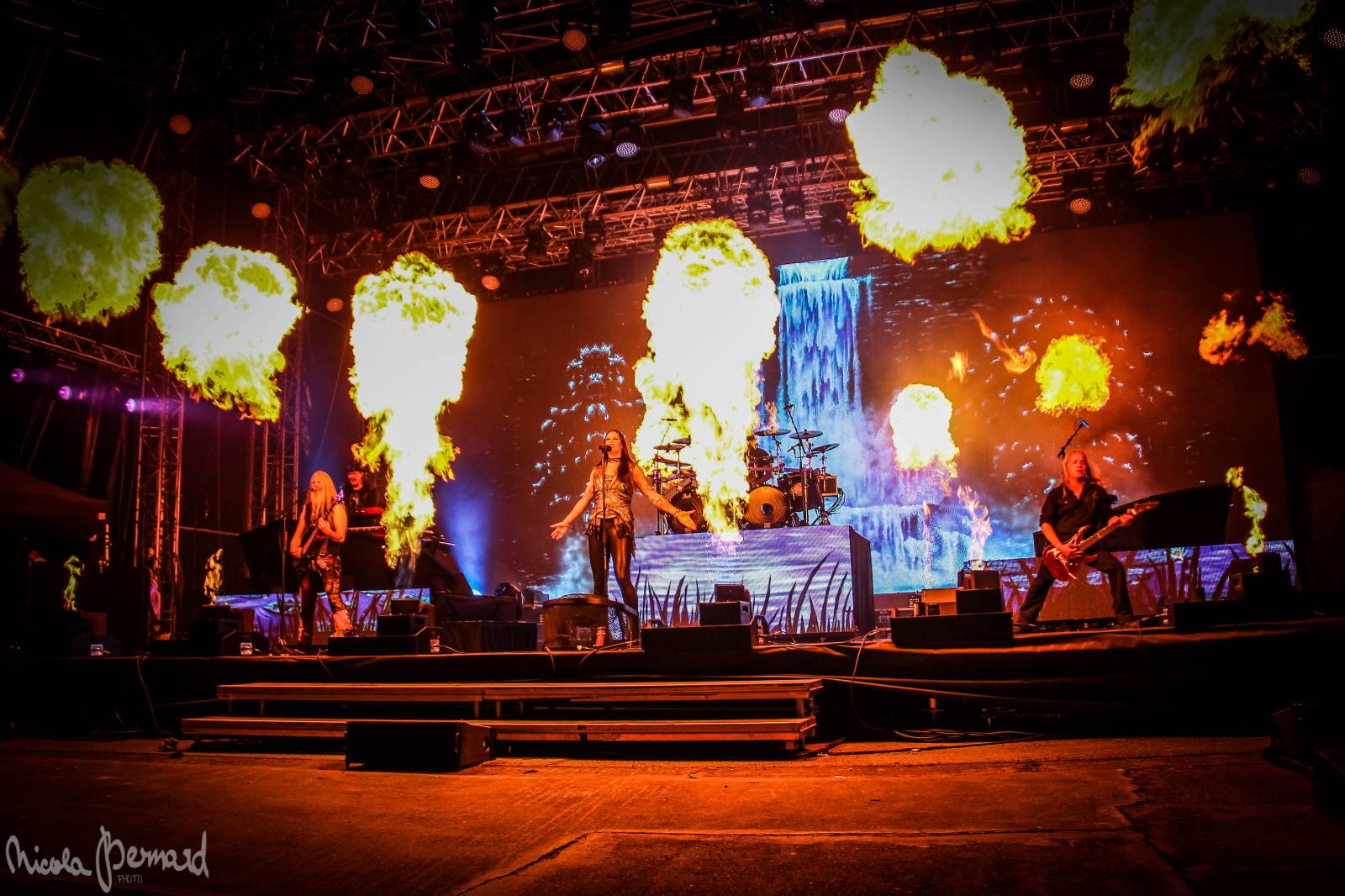 První den Metalfestu: Amfiteátrem v Plzni otřásli Nightwish či Sonata Arctica. Očekává se rekordní návštěva 