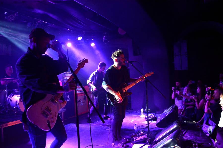 Moose Blood v Praze míchali emo s punkem