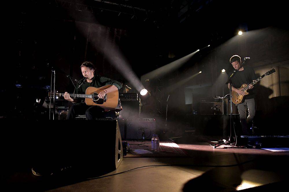 Ben Howard v Praze hned napoprvé vyprodal Lucernu