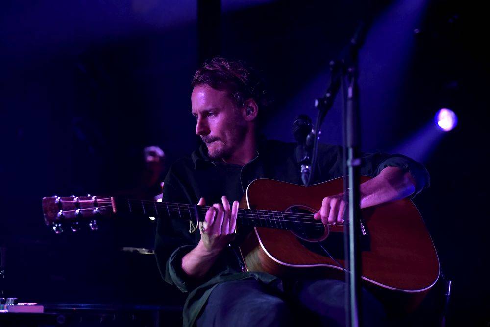 Ben Howard v Praze hned napoprvé vyprodal Lucernu