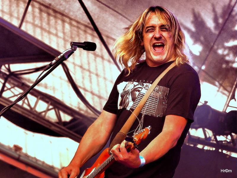 Rychtář fest: Mirai Navrátil plaval mezi diváky, Ivan Mládek připomněl nestárnoucí hity