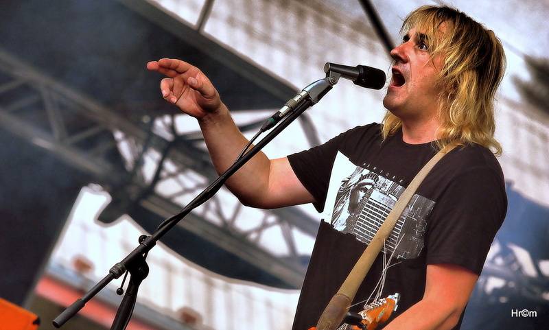 Rychtář fest: Mirai Navrátil plaval mezi diváky, Ivan Mládek připomněl nestárnoucí hity