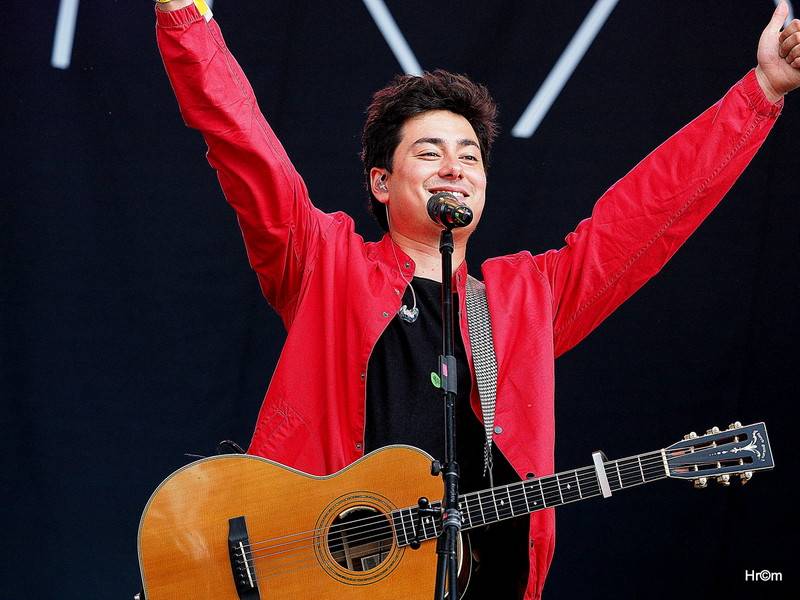 Rychtář fest: Mirai Navrátil plaval mezi diváky, Ivan Mládek připomněl nestárnoucí hity