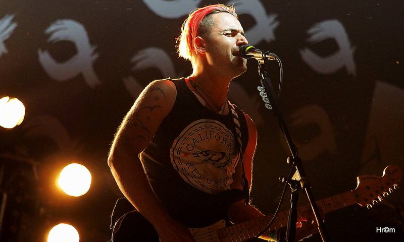 Rychtář fest: Mirai Navrátil plaval mezi diváky, Ivan Mládek připomněl nestárnoucí hity