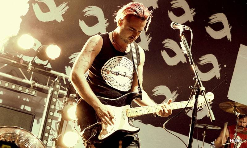 Rychtář fest: Mirai Navrátil plaval mezi diváky, Ivan Mládek připomněl nestárnoucí hity