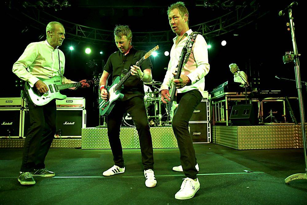 Status Quo roztančili brněnské Boby centrum legendárními hity