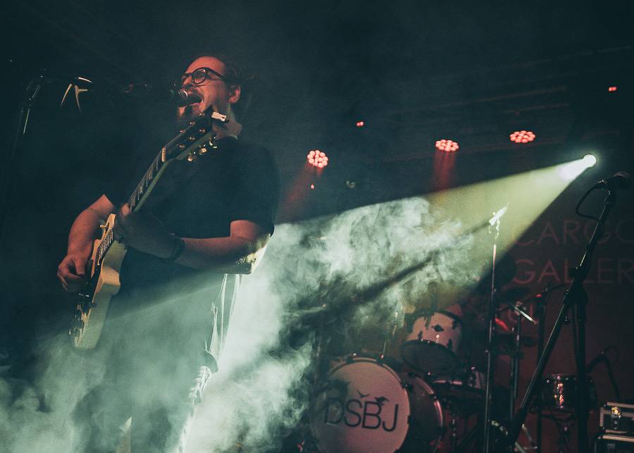 David Stypka si fanoušky na Cargo Gallery získal hlubokými texty i charismatem