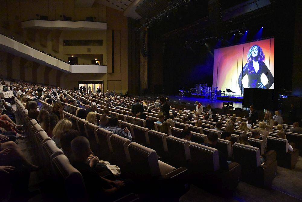 Lara Fabian v Praze živě představila své nové album Camouflage