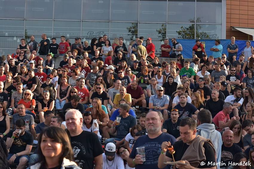 Tři sestry slavili v Plzni Kristova léta. Hráli i E!E nebo Doctor P.P.