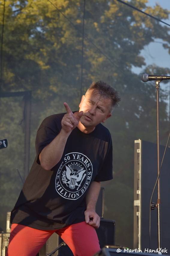 Tři sestry slavili v Plzni Kristova léta. Hráli i E!E nebo Doctor P.P.