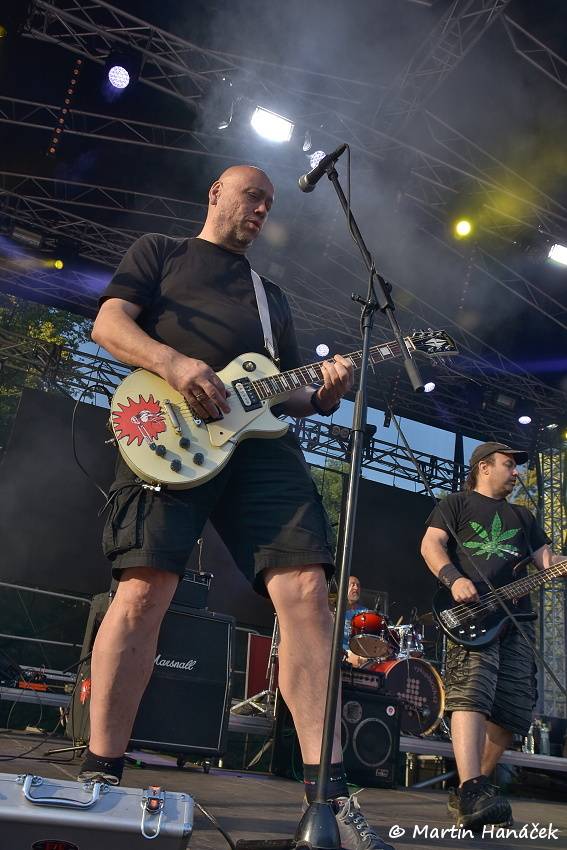 Tři sestry slavili v Plzni Kristova léta. Hráli i E!E nebo Doctor P.P.