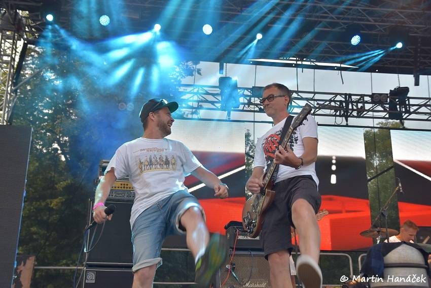 Tři sestry slavili v Plzni Kristova léta. Hráli i E!E nebo Doctor P.P.