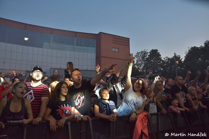 Tři sestry slavili v Plzni Kristova léta. Hráli i E!E nebo Doctor P.P.