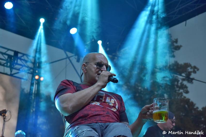 Tři sestry slavili v Plzni Kristova léta. Hráli i E!E nebo Doctor P.P.