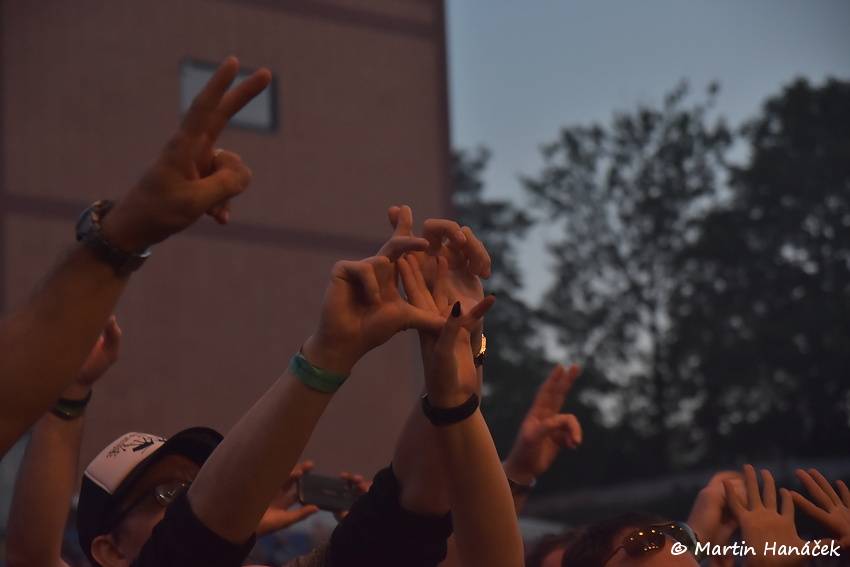 Tři sestry slavili v Plzni Kristova léta. Hráli i E!E nebo Doctor P.P.