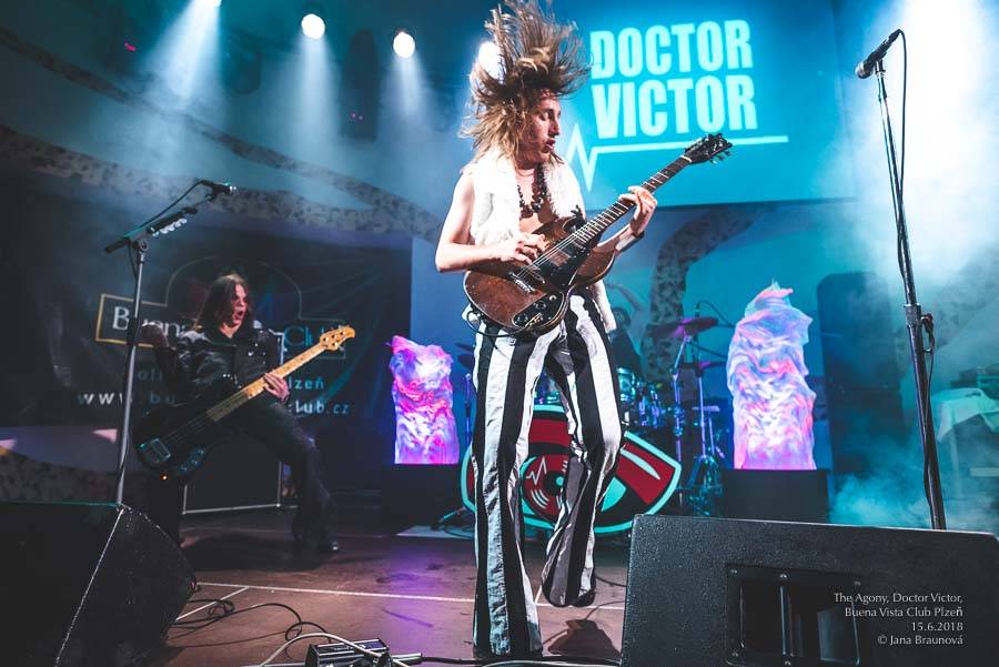 The Agony a Doctor Victor rozjeli rockový večírek v plzeňské Buena Vistě 