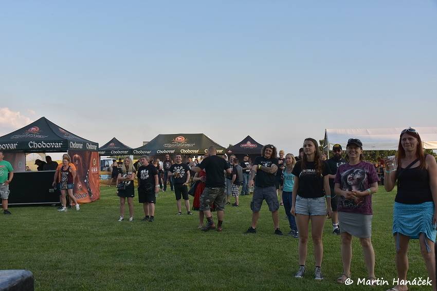 Radovan fest podruhé: Ve Vochově u Plzně zahráli Plexis, Gauneři nebo Queens Of Everything