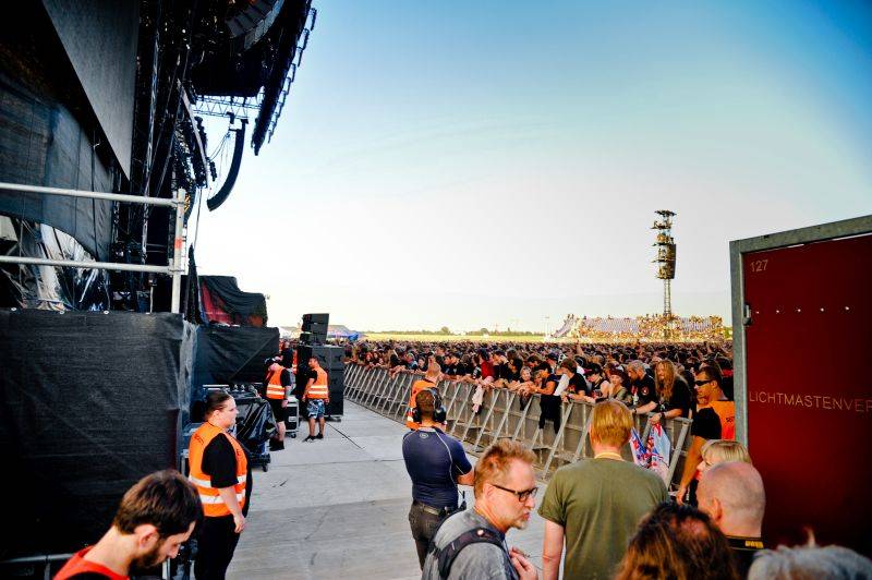 Iron Maiden po dvou letech opět zabouřili v Praze. Na letišti v Letňanech jim aplaudovalo 30 tisíc lidí