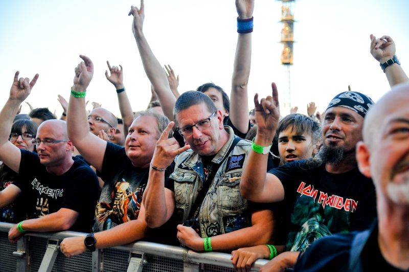 Iron Maiden po dvou letech opět zabouřili v Praze. Na letišti v Letňanech jim aplaudovalo 30 tisíc lidí