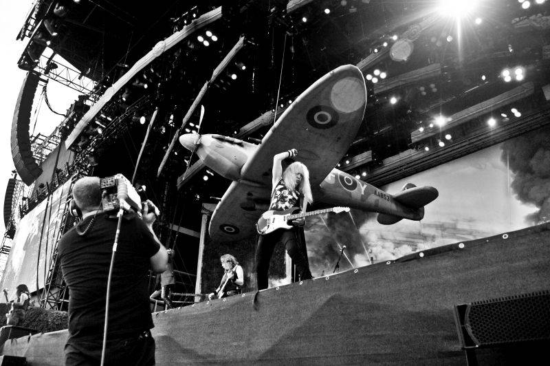 Iron Maiden po dvou letech opět zabouřili v Praze. Na letišti v Letňanech jim aplaudovalo 30 tisíc lidí