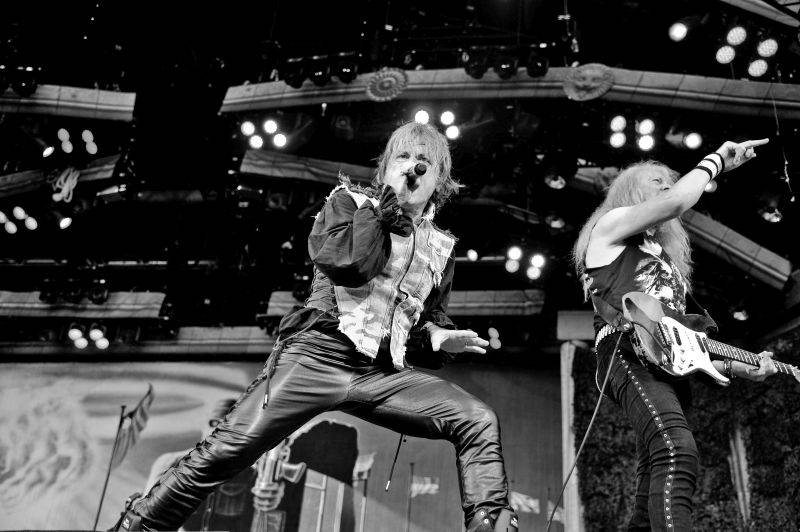 Iron Maiden po dvou letech opět zabouřili v Praze. Na letišti v Letňanech jim aplaudovalo 30 tisíc lidí