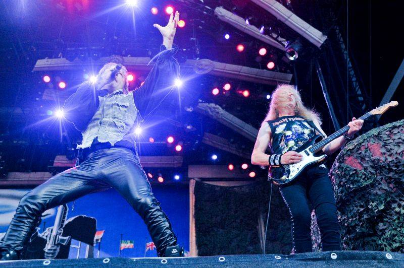 Iron Maiden po dvou letech opět zabouřili v Praze. Na letišti v Letňanech jim aplaudovalo 30 tisíc lidí