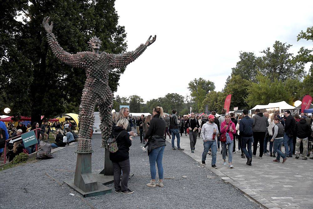 V první den Metronome festivalu vystoupili Massive Attack, John Cale i Tom Odell