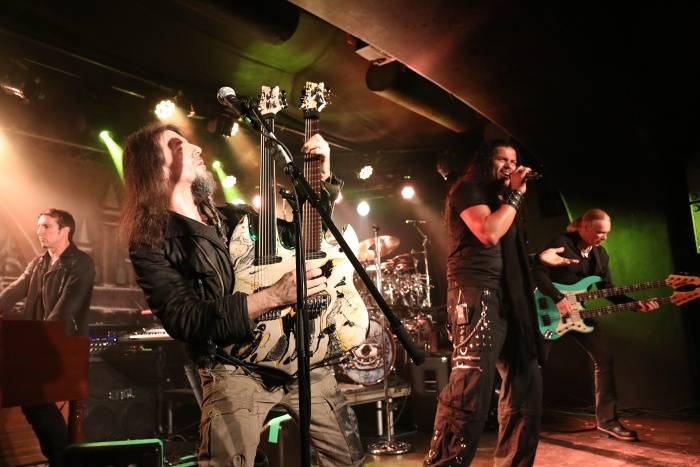 Superskupina Sons Of Apollo oslnila pražský klub Futurum