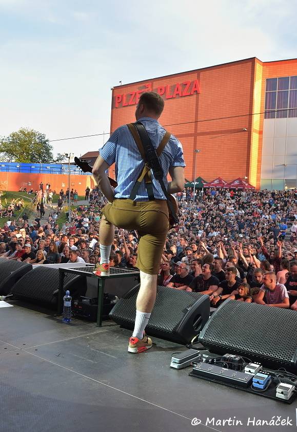 Rock In Plzeň: Harlej, Horkýže slíže a Trautenberk rozdováděli západočeské fanoušky