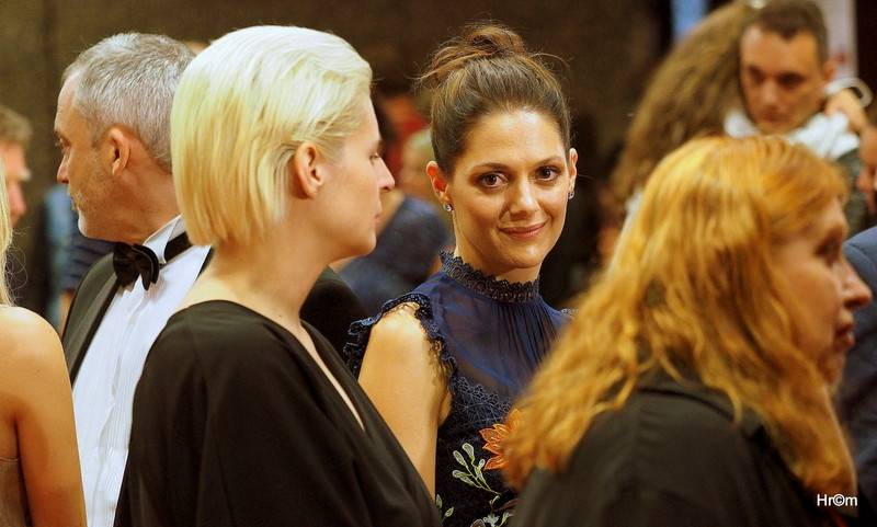 MFF Karlovy Vary odstartoval: Tim Robbins převzal Křišťálový glóbus, orchestr připomněl Miloše Formana