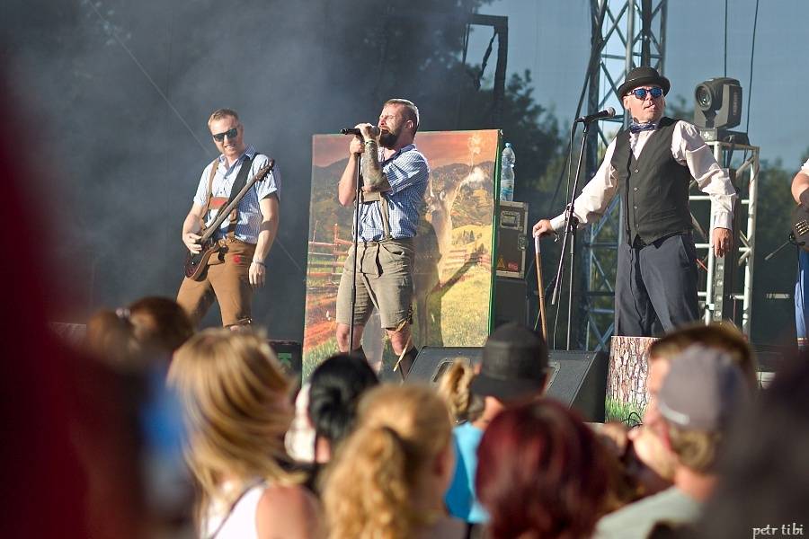 Přeštěnice: Druhý den zahráli Rybičky 48, Limetal, Trautenberk nebo Ivan Mládek   