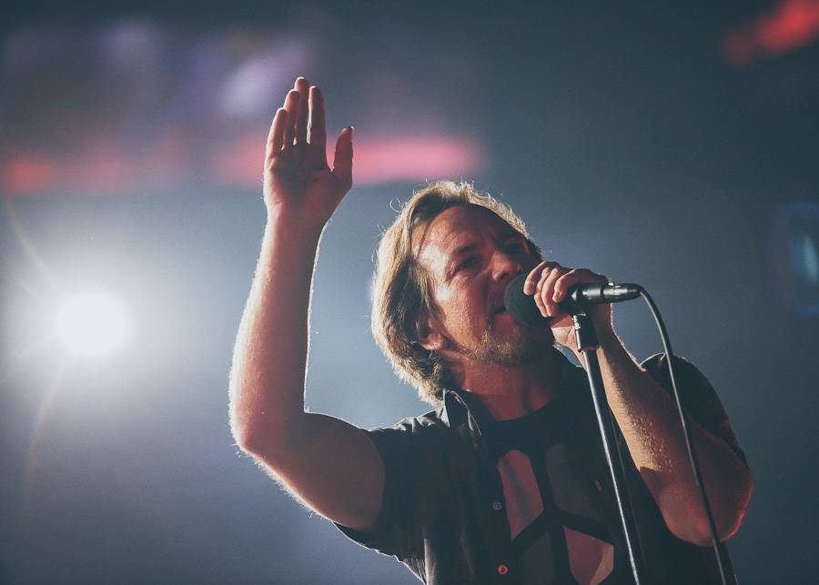 Pearl Jam zasypali O2 arenu nekompromisní smrští grungeových hitů 