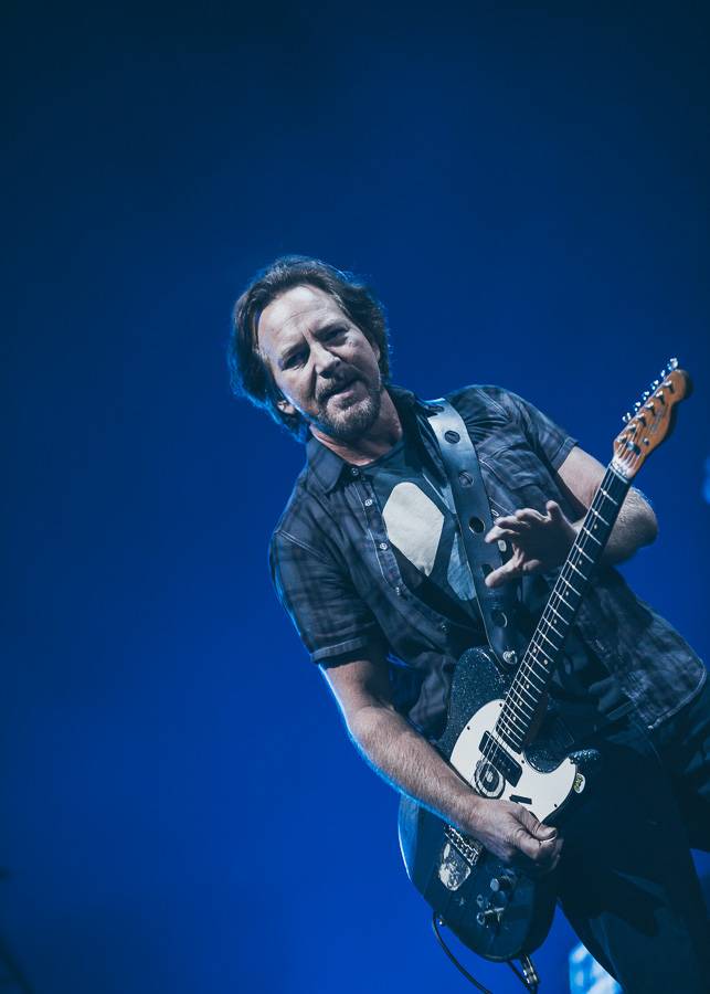 Pearl Jam zasypali O2 arenu nekompromisní smrští grungeových hitů 