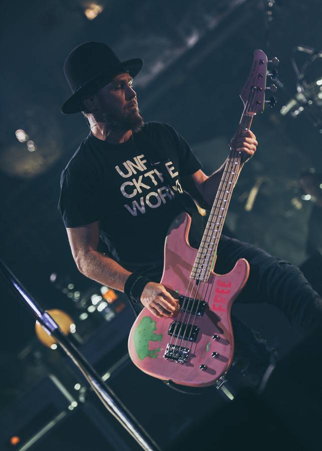 Pearl Jam zasypali O2 arenu nekompromisní smrští grungeových hitů 