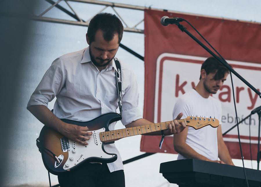 V první den Rock for People vystoupili The Kooks, Enter Shikari nebo The Vaccines