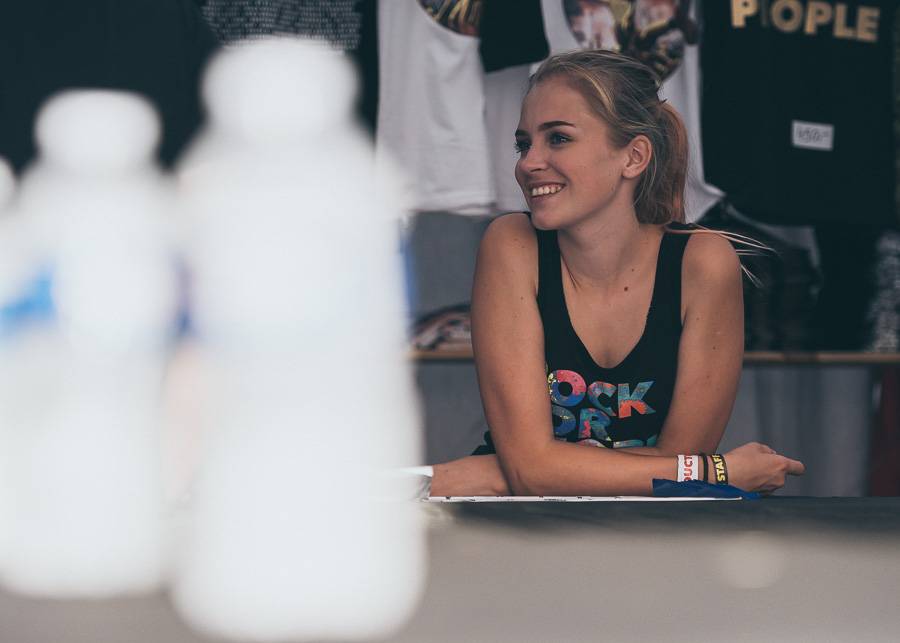 V první den Rock for People vystoupili The Kooks, Enter Shikari nebo The Vaccines