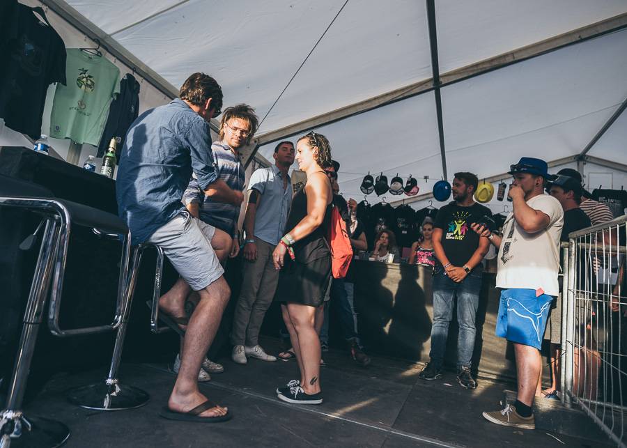 V první den Rock for People vystoupili The Kooks, Enter Shikari nebo The Vaccines