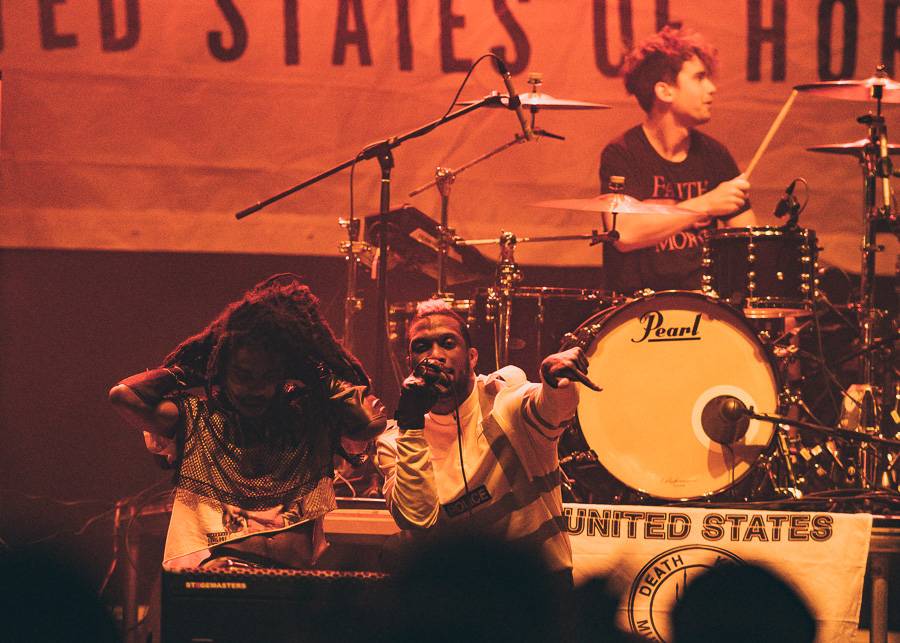 V první den Rock for People vystoupili The Kooks, Enter Shikari nebo The Vaccines