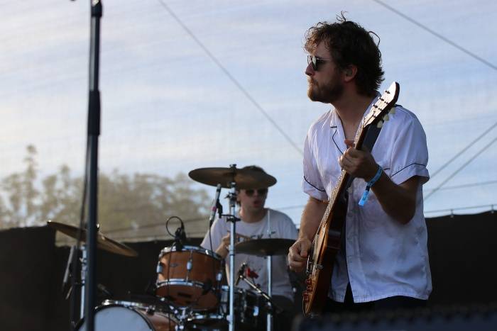 Festival Rock for People se v první den těšil slunečnému počasí, hráli Enter Shikari nebo The Kooks